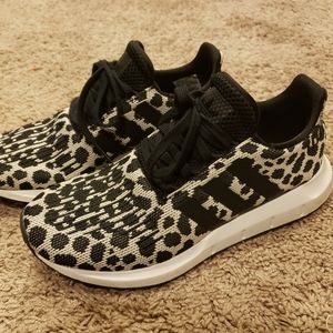 **SOLD** Adidas Swift Run